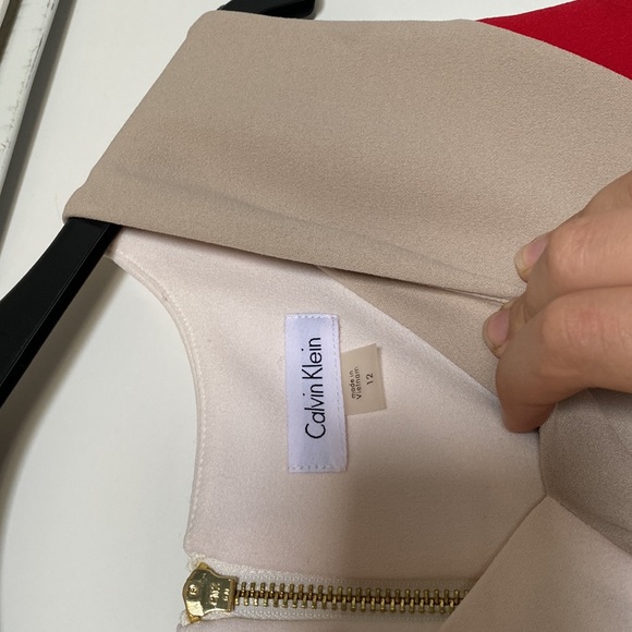 Calvin Klein Graphic sheath dress - Picture 3 of 3